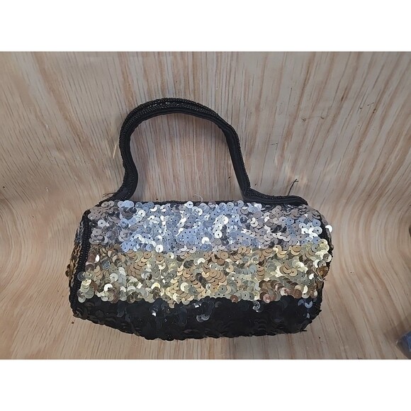 BLACK &  Silver Sequin Clutch Evening Bag W/ ZIPPER - Picture 1 of 8